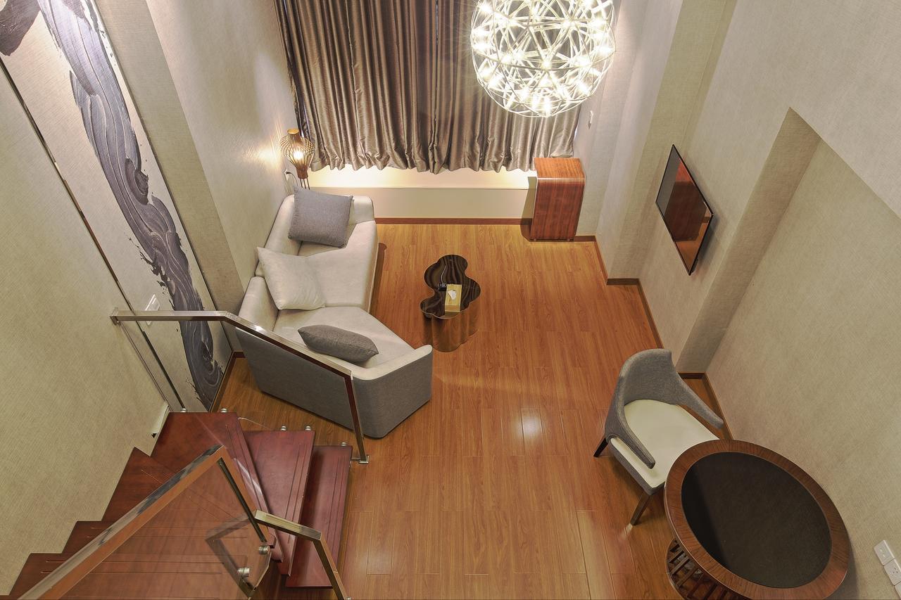 Days Inn South Guangzhou Raiway Station Екстер'єр фото