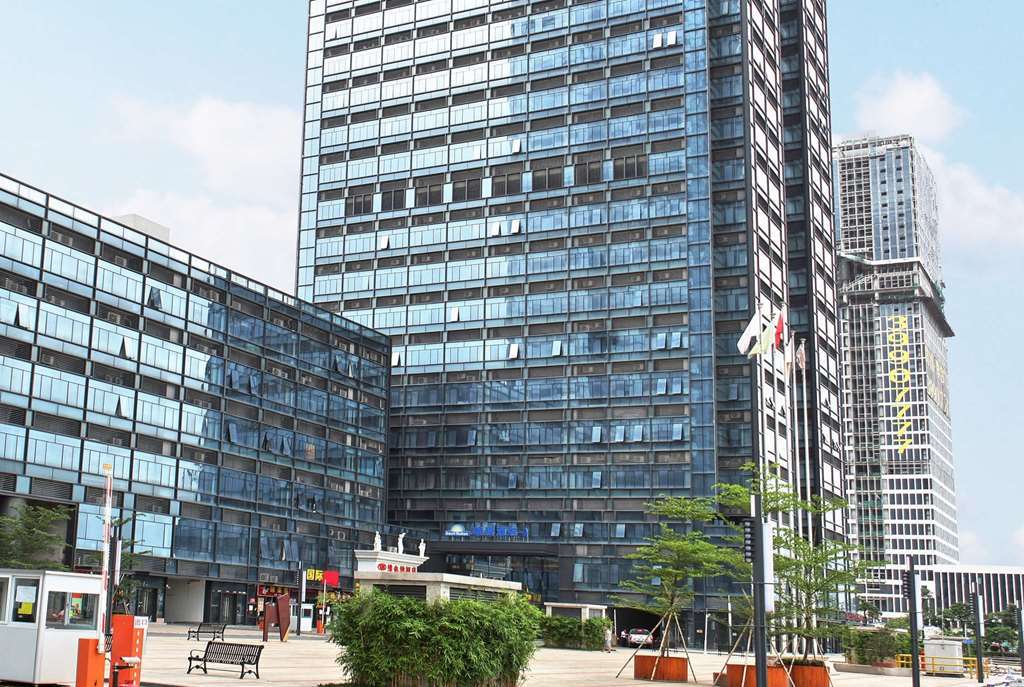 Days Inn South Guangzhou Raiway Station Екстер'єр фото
